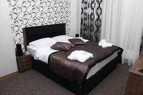 Hotel Makona