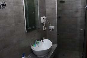 Hotel Makona