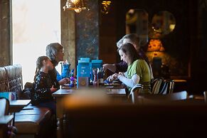 The Amble Inn - The Inn Collection Group