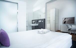 &REPEAT Köln Airport