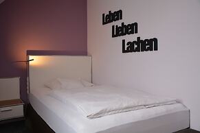 &REPEAT Köln Airport