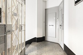 2ndhomes Bright Top Floor Studio in Fredrikinkatu