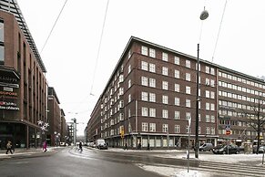 2ndhomes Bright Top Floor Studio in Fredrikinkatu