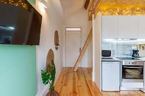 Boutique Rentals - Republica's Garden Studio with views