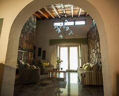 Hotel Casa Legado Spa & Resort