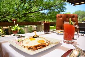 Hotel Casa Legado Spa & Resort