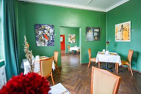 Seehotel Grossraeschen