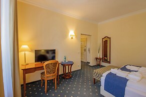Seehotel Grossraeschen