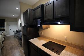 Scottish Inn & Suites