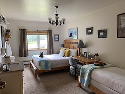 Pioneer Ridge B&B Inn