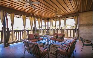 Stylish Condos Close to Art and Culture