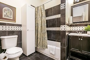 Stylish Condos Close to Art and Culture