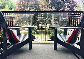 Artisan Suites on Bowen