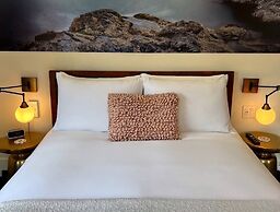 Artisan Suites on Bowen