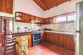 Ola Bonita BeachFront Apart Hotel