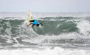 Ola Bonita BeachFront Apart Hotel