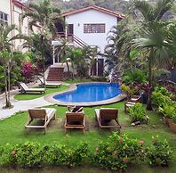 Ola Bonita BeachFront Apart Hotel