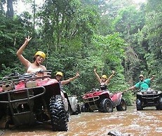 Ola Bonita BeachFront Apart Hotel