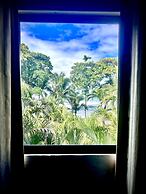 Ola Bonita BeachFront Apart Hotel