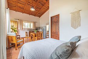 Ola Bonita BeachFront Apart Hotel