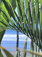 Ola Bonita BeachFront Apart Hotel