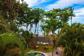 Ola Bonita BeachFront Apart Hotel