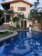 Ola Bonita BeachFront Apart Hotel