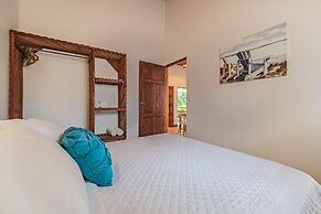 Ola Bonita BeachFront Apart Hotel