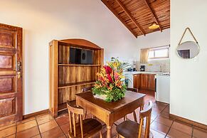 Ola Bonita BeachFront Apart Hotel