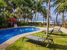 Ola Bonita BeachFront Apart Hotel