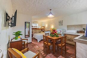 Ola Bonita BeachFront Apart Hotel