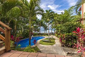 Ola Bonita BeachFront Apart Hotel