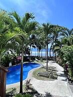 Ola Bonita BeachFront Apart Hotel