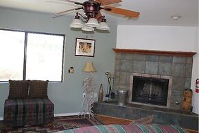 Moonridge Den- One Bedroom