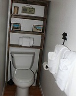 Moonridge Den- One Bedroom