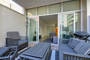 Noel Suites-Gastown