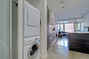 Noel Suites-Gastown