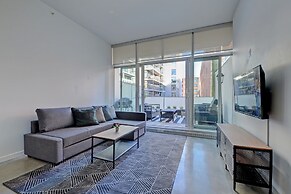 Noel Suites-Gastown