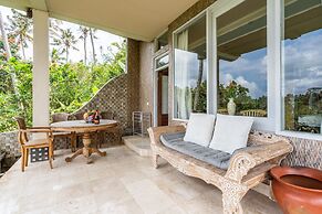 Tirta Asri Ubud Villa