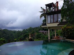 Tirta Asri Ubud Villa