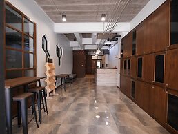 Ray Coffee Bar & Hostel - Adults Only
