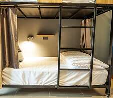 Ray Coffee Bar & Hostel - Adults Only