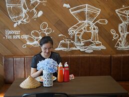 Ray Coffee Bar & Hostel - Adults Only