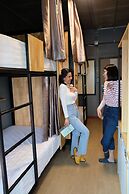 Ray Coffee Bar & Hostel - Adults Only