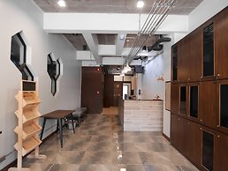 Ray Coffee Bar & Hostel - Adults Only