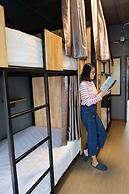 Ray Coffee Bar & Hostel - Adults Only