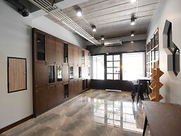 Ray Coffee Bar & Hostel - Adults Only