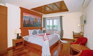 Sunset Palace View Suites