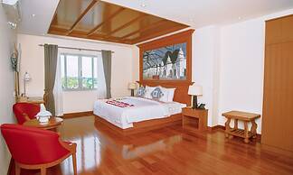 Sunset Palace View Suites