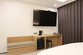 Brown-dot Hotel Paju Heyri